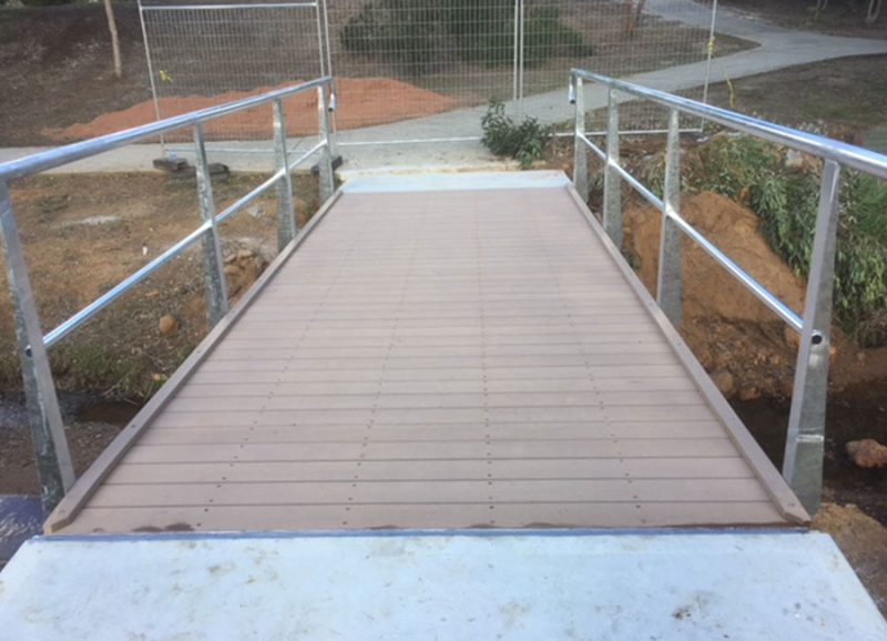 Woodlands Pedestrian Walk Bridge - Image 4