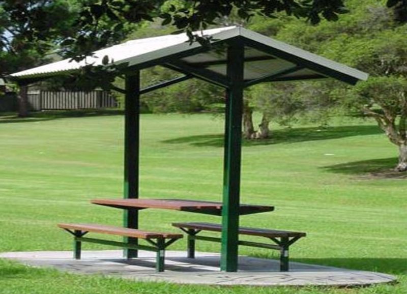 Woodlands – Emerdyn Grevillia Shelter