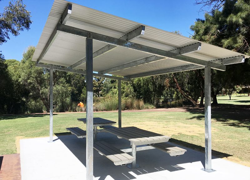 Woodlands Lusaac Skillion Shelter - Image 2