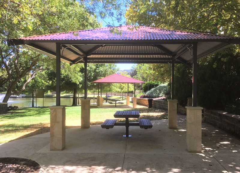 Alfresco Post Shelter