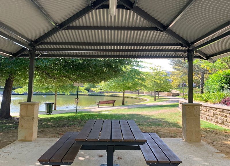 Alfresco Post Shelter